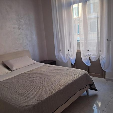 Beds Portamaggiore - Ex Happy House Рим Екстериор снимка