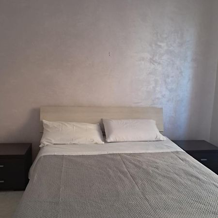 Beds Portamaggiore - Ex Happy House Рим Екстериор снимка