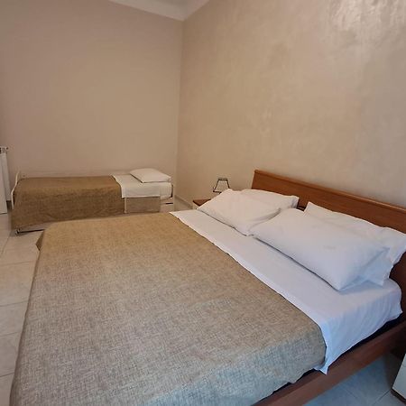 Beds Portamaggiore - Ex Happy House Рим Екстериор снимка